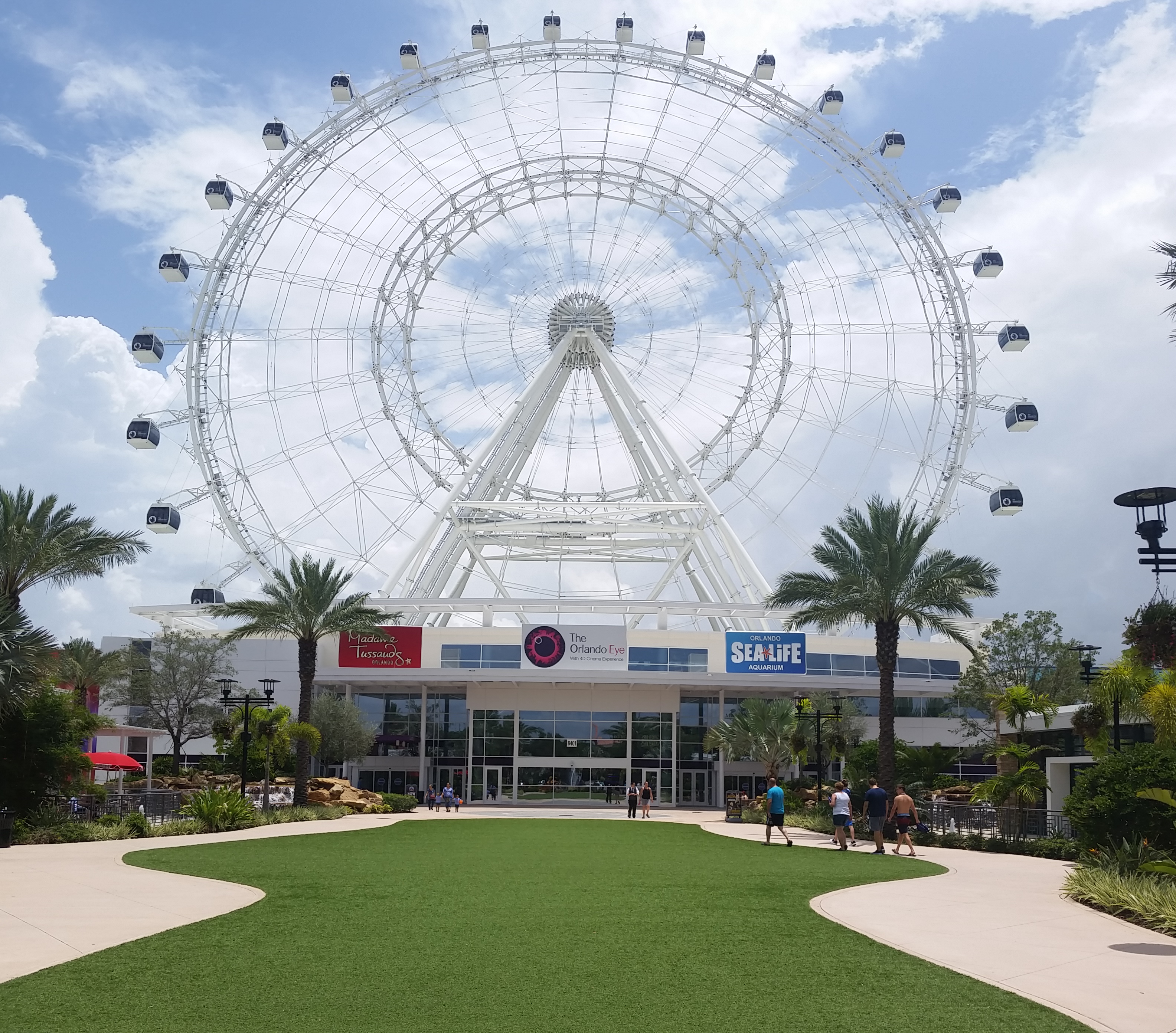 Orlando Eye Shown from International Drive